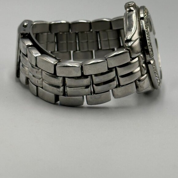 Guess Waterpro Watch Women Silver Tone Crystal Bezel Date Window 34MM Dial 6.25" - Picture 6 of 11